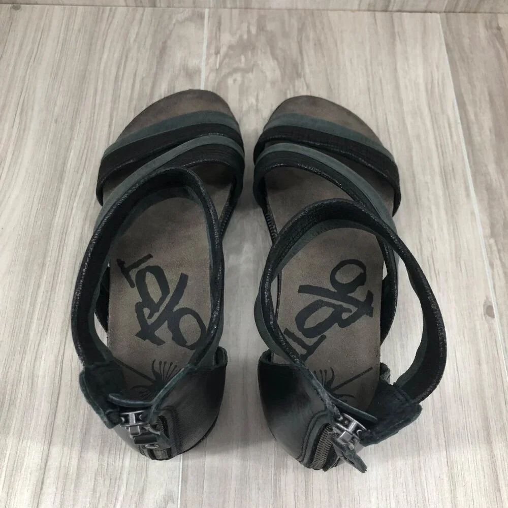 Otb souvenir black